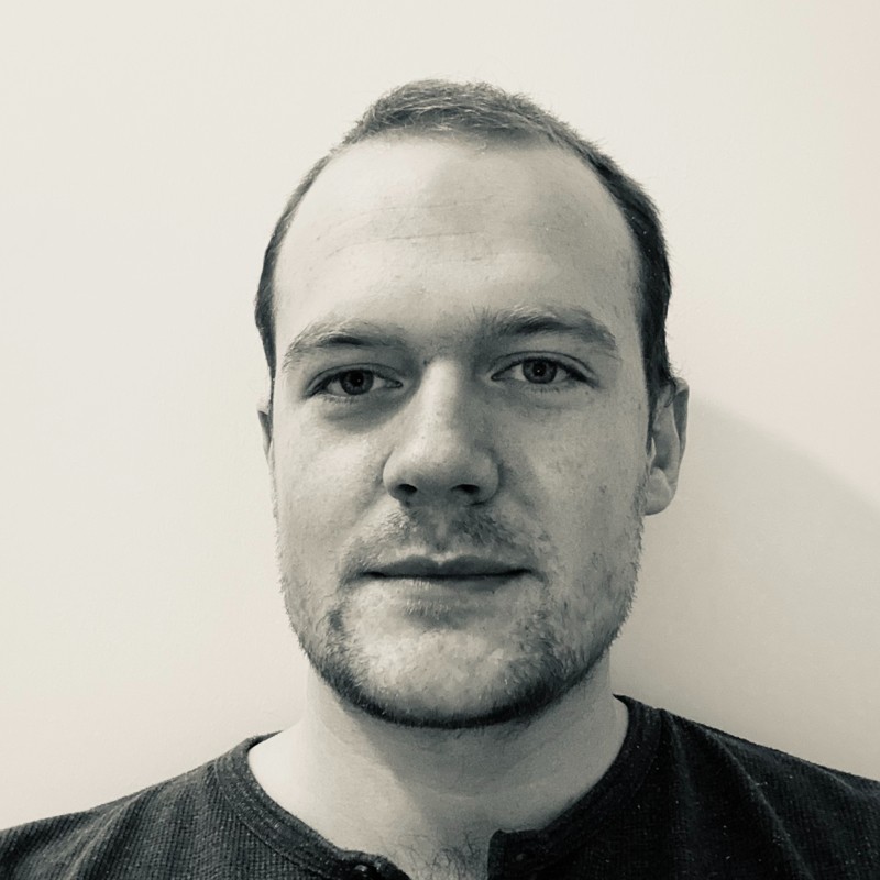 ross burchnall headshot
